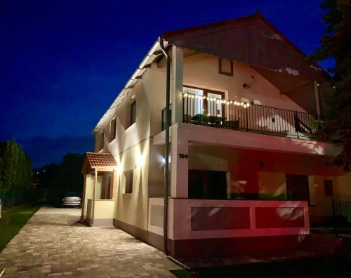Pine&Chill2 Apartments in Veszpremi