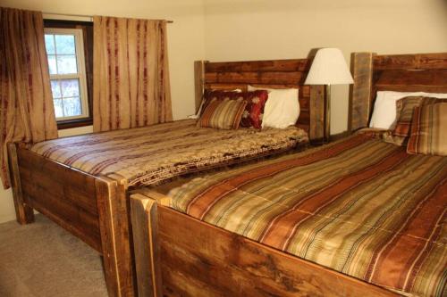 Safari lodge Cabin in Big Bear Lake, USA