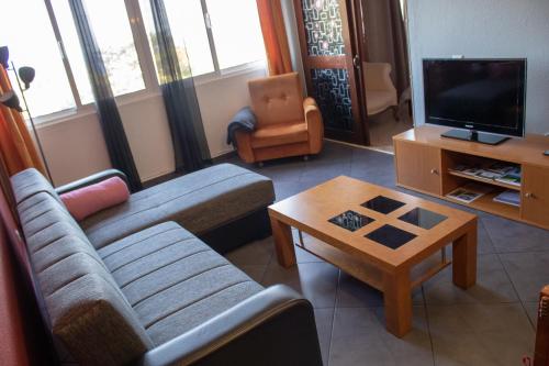  Spot Matur Apartment in Machico
