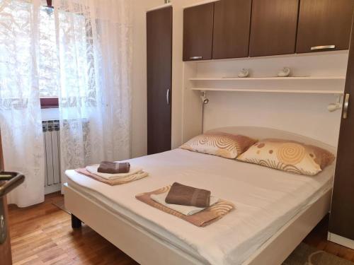 Apartments with a parking space Moscenicka Draga Opatija - 7746 - image 14