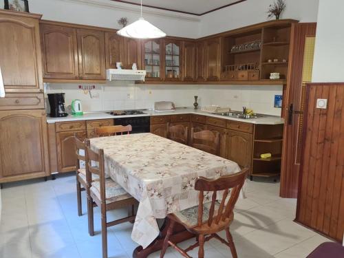 Apartments with a parking space Moscenicka Draga Opatija - 7746 - image 13