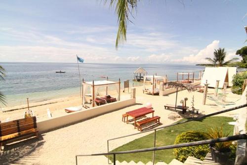 Bay Beach Resort Bar and Restaurant