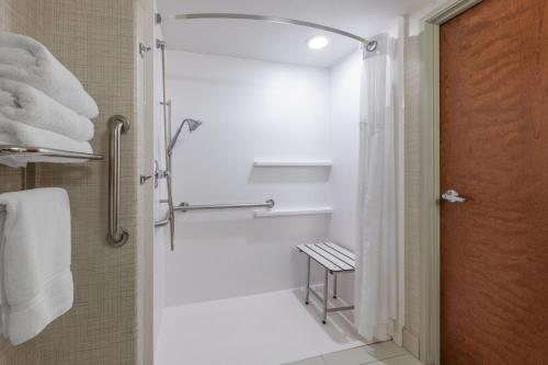 Holiday Inn Express & Suites Wheat Ridge-Denver West, an IHG Hotel