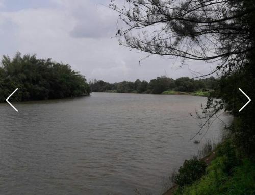 River Stay - a private Villa