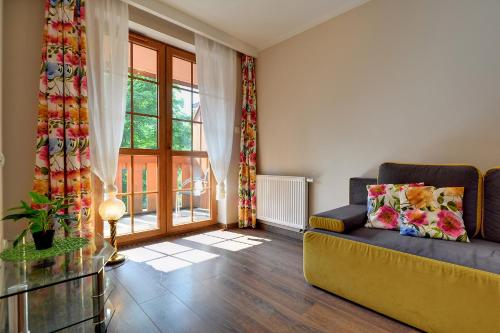 One-Bedroom Apartment with Terrace image 8