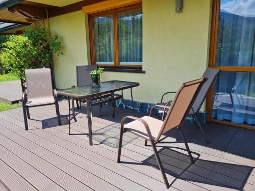 Apartment with Terrace image 1
