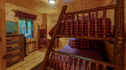 Castaway by Escape to Blue Ridge - image 8