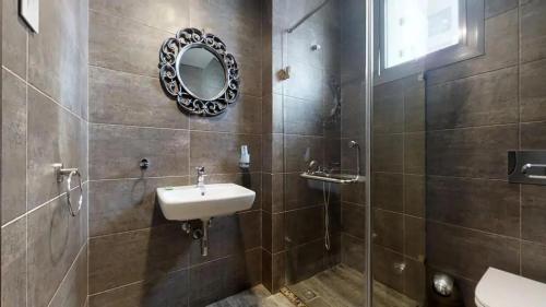 Clyde's Crib Three (3) Bedroom Serviced Apartment/Flat, Eko Atlantic City