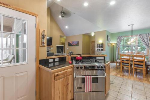 1925 Elkhorn Drive - image 6