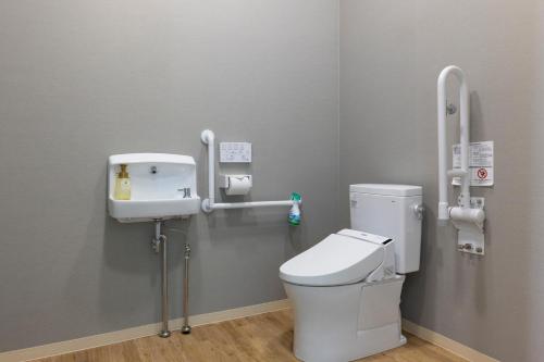 Bathroom, Mr.KINJO LINK in Kugai MIYAKOJIMA in Miyakojima