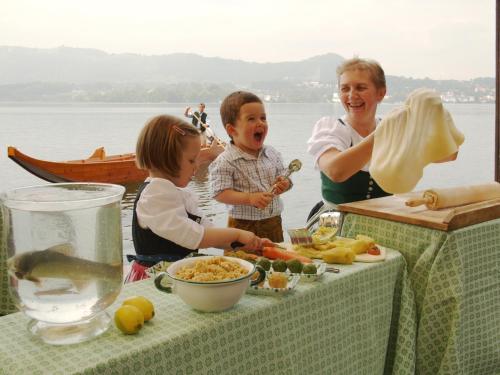 Landhotel Grünberg am See - image 10