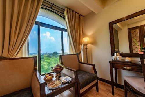 Envoy Continental Hotel photo 4