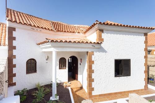 Casa Platano - Private pool - Ocean View - BBQ - Garden - Terrace - Free Wifi - Child & Pet-Friendly - 4 bedrooms - 8 people