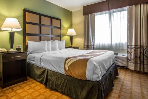 Quality Inn&Suites Marinette - Hotel