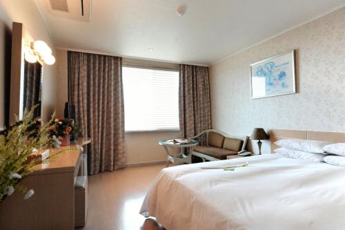 Bloom Hotel, Seogwipo (zdjęcie 4)