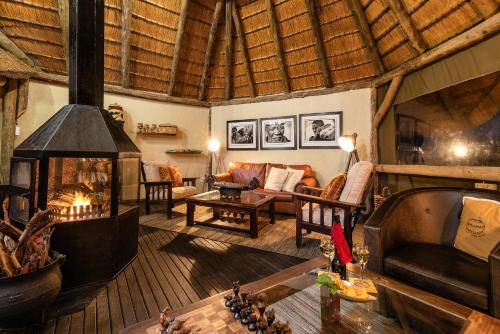 餐厅, Frans Indongo Lodge in 奥奇瓦龙戈