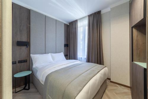 Hotel Old Wall Room Type - Small Double Room