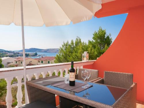  Apartment Buljubasic - RAB148 by Interhome, Pension in Rab bei Starigrad