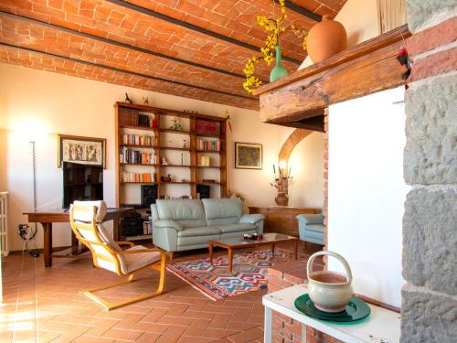 Holiday Home Casa Bensa by Interhome in Capraia E Limite