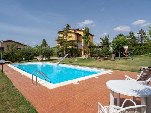  Holiday Home San Piero by Interhome, Pension in Foiano della Chiana