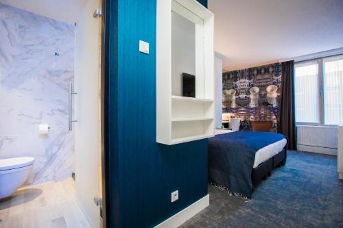 1 queen bed