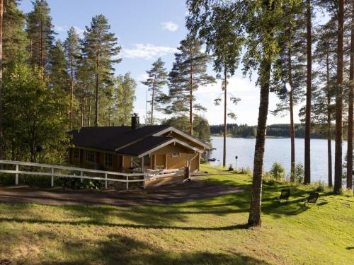 B&B Leppävirta - Holiday Home Konnusmaja by Interhome - Bed and Breakfast Leppävirta