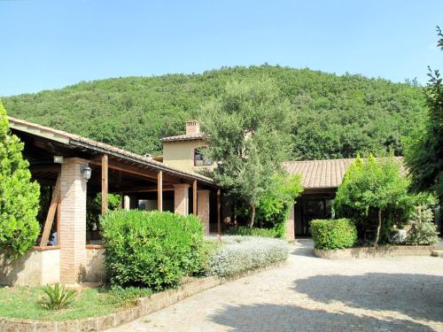  Apartment Istrice by Interhome in Riparbella