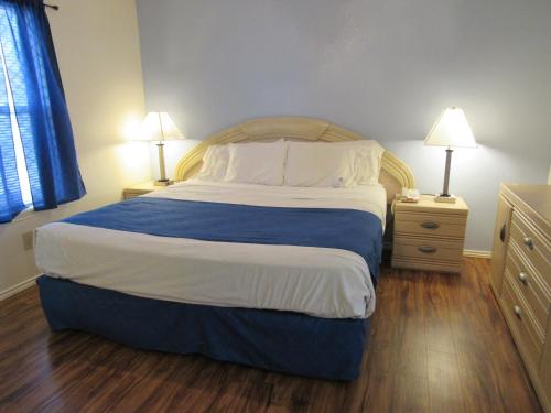 Victoria Palms RV Resort