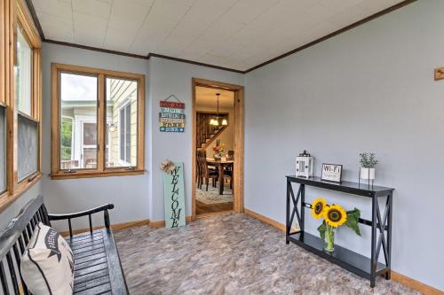 Penn Yan Escape with Yard 1 Mi to Keuka Lake! - main image