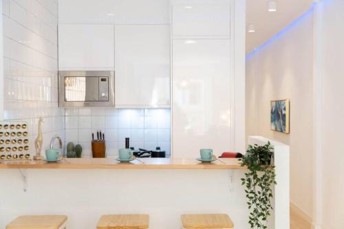 Luxury Apartment Puerta Del Sol City Center Gran Via with AC