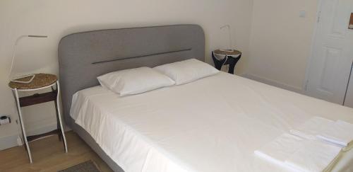 1 double bed
