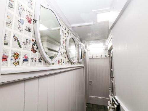 The Mouse House in เอลตัน