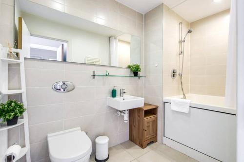 Canal Muse***Luxury Stay-Free Parking/WIFI