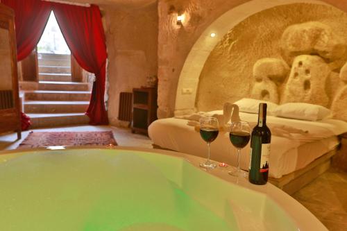 Cappadocia Eagle Cave Inn