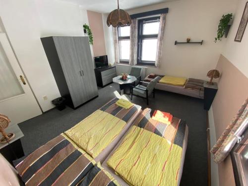 Triple Room with Private Bathroom