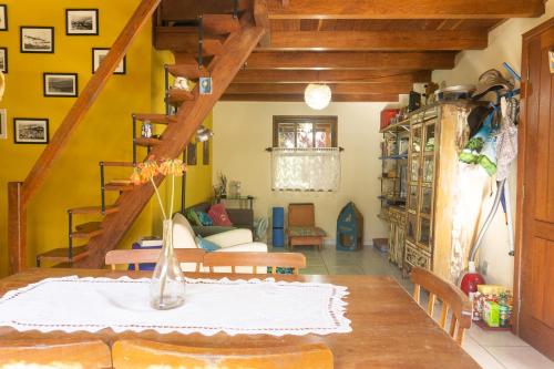 設施, Casa dos Acores B&B in 阿爾馬桑