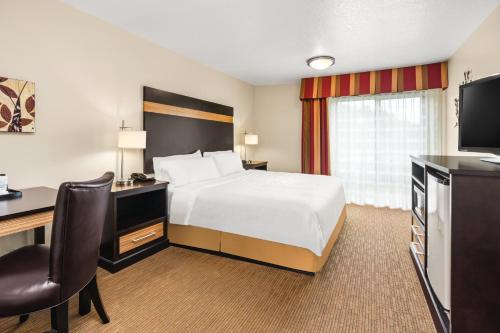 Holiday Inn Express Portland SE - Clackamas Area by IHG