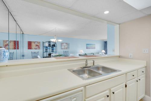 Moondrifter 406 by RealJoy Vacations - image 9