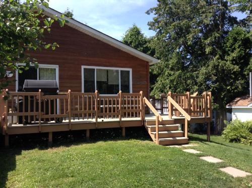 2 bedrooms, 4 beds