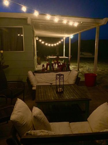 Desert Sky Villa w/ Pool***Hammocks & Stargazing!
