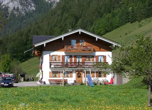 B&B Ramsau - Fluchthäusl Ferienwohnung - Bed and Breakfast Ramsau