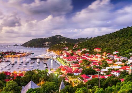 Діяльність, Tropical Hotel St Barth in Gustavia