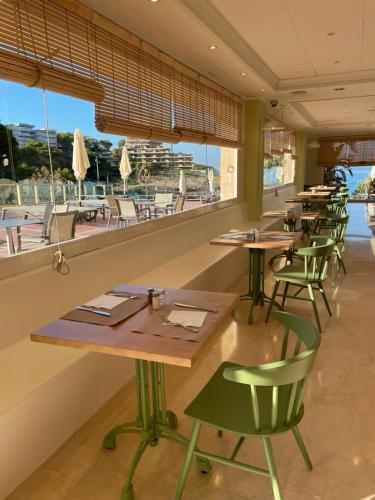 Hotel Cala Font - image 7