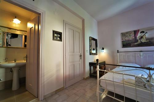 Antigoni Apartments - image 3