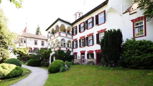  Castel Campan, Pension in Brixen