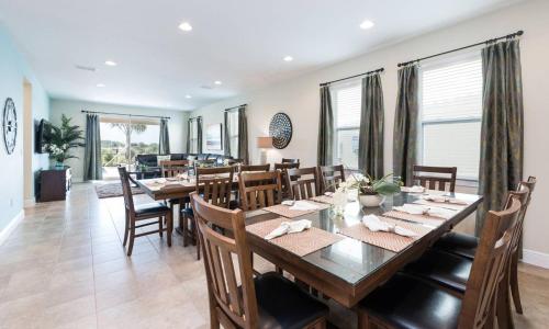 Beautiful 5 Star Villa on Encore Resort at Reunion with Large Private Pool Orlando Villa 4360 - image 4