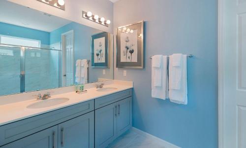 Beautiful 5 Star Villa on Solara Resort with Large Private Pool Orlando Villa 4718 - image 10