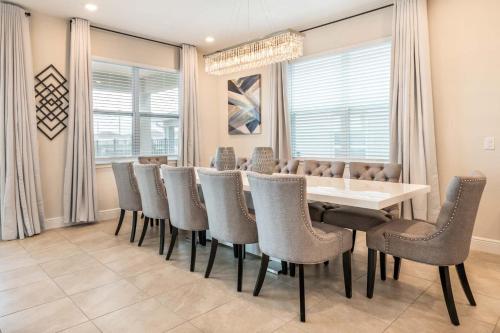 Beautiful 5 Star Villa with Private Pool on the Prestigious Encore Resort Orlando Villa 5441 - image 6