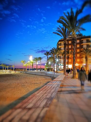 Moderno Apartamento SCANDIC, Playa Del Cura in Torrevieja