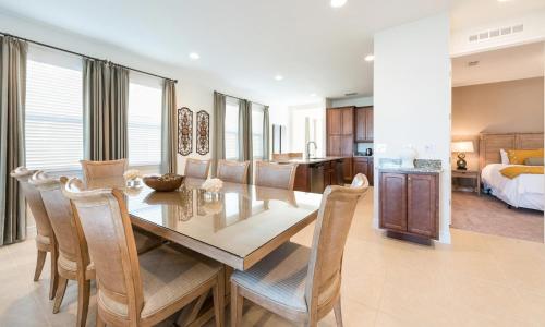 Beautiful Villa with first class amenities on Encore Resort at Reunion Orlando Villa 4431 - image 7